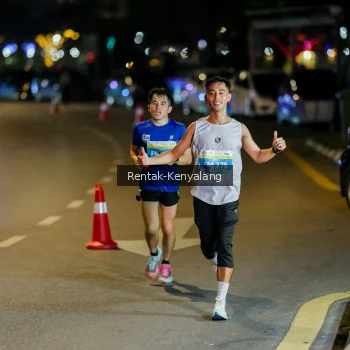 Runner Photo 3415642