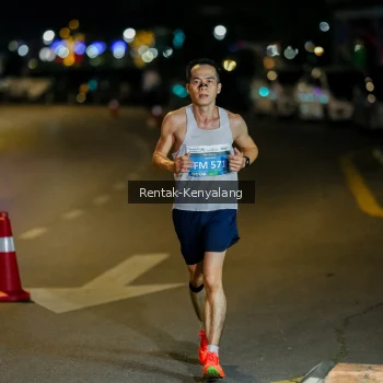 Runner Photo 3415733