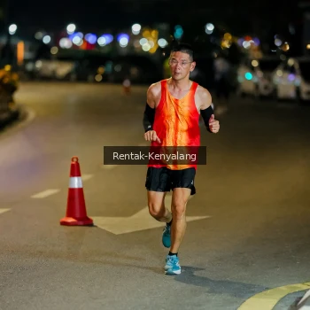 Runner Photo 3415783
