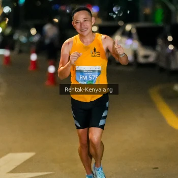Runner Photo 3415791