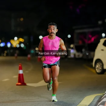 Runner Photo 3415897