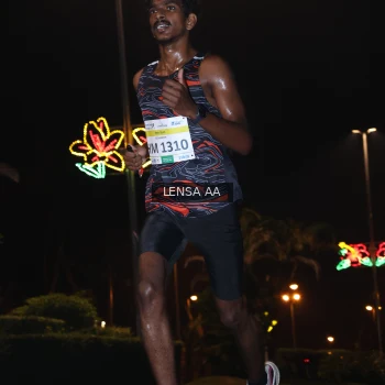 Runner Photo 3416060