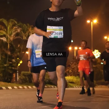 Runner Photo 3416089