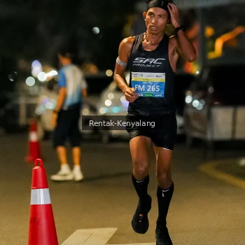 Runner Photo 3416136