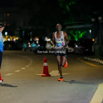 Runner Photo 3416183