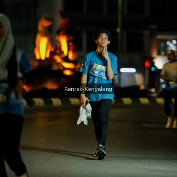 Runner Photo 3416469