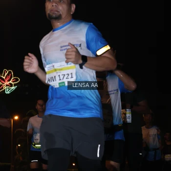 Runner Photo 3416525