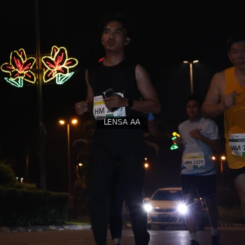 Runner Photo 3416556