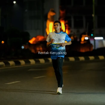 Runner Photo 3416612