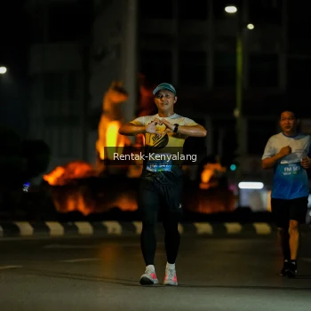 Runner Photo 3416732