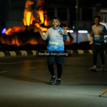 Runner Photo 3416942