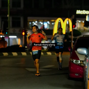 Runner Photo 3417113