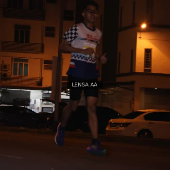 Runner Photo 3418004