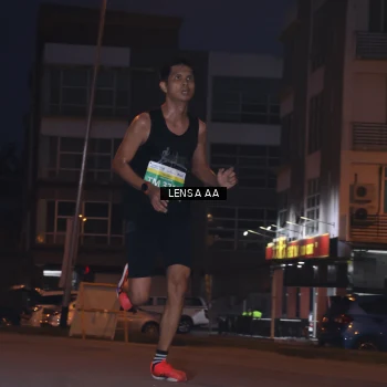 Runner Photo 3419039