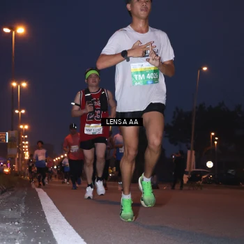 Runner Photo 3419117