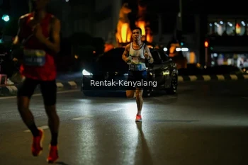 Runner Photo 3419501