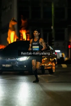 Runner Photo 3419540