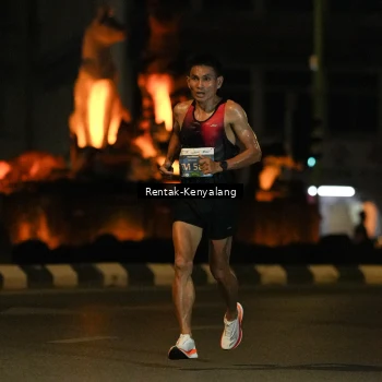 Runner Photo 3419543