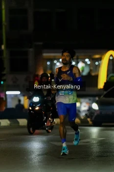 Runner Photo 3419586