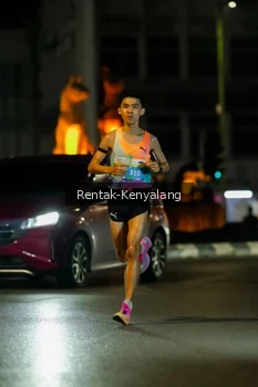Runner Photo 3419590