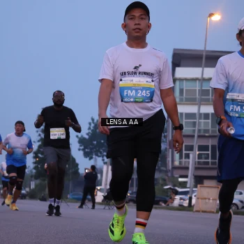 Runner Photo 3420559
