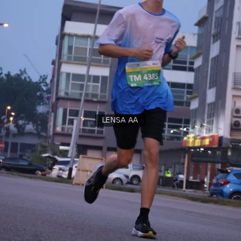 Runner Photo 3420685
