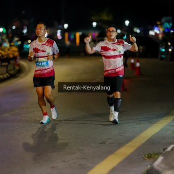 Runner Photo 3421123