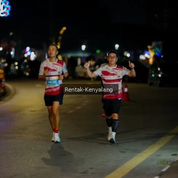 Runner Photo 3421124