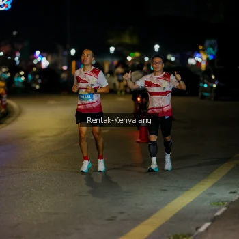 Runner Photo 3421130