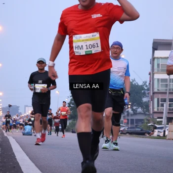 Runner Photo 3421181
