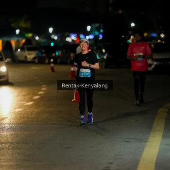 Runner Photo 3421213