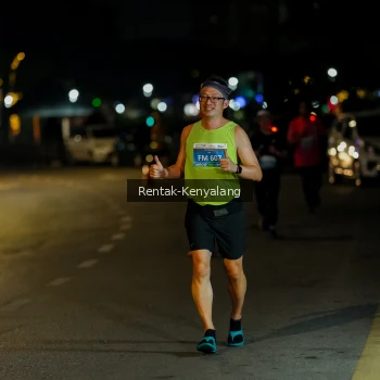 Runner Photo 3421218