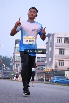 Runner Photo 3421661