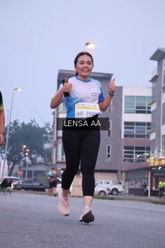 Runner Photo 3421666
