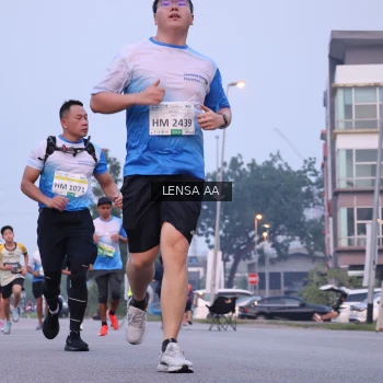 Runner Photo 3421728