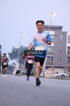 Runner Photo 3421884