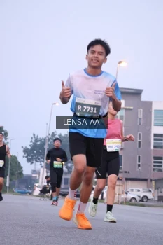 Runner Photo 3422057