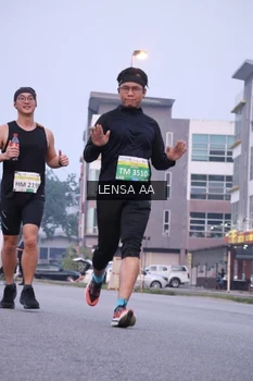 Runner Photo 3422075