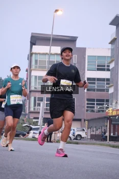 Runner Photo 3422130
