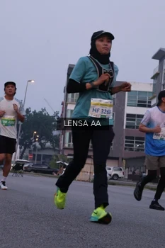 Runner Photo 3422131