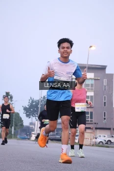 Runner Photo 3422136