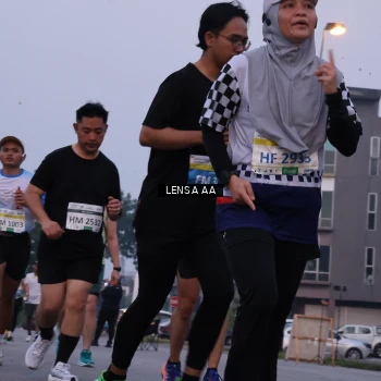 Runner Photo 3422166
