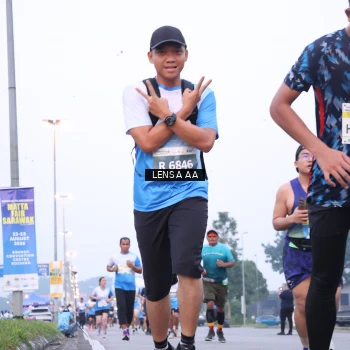Runner Photo 3422267