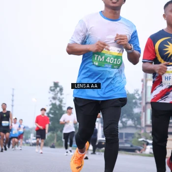 Runner Photo 3422333
