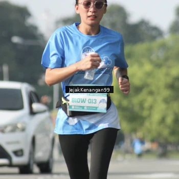 Runner Photo 3422765