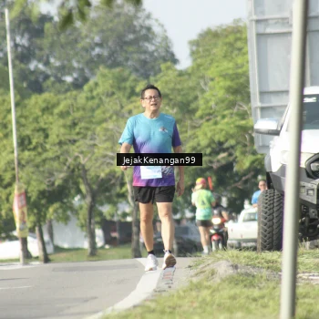 Runner Photo 3422773