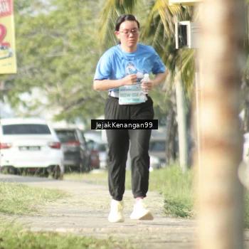 Runner Photo 3422775