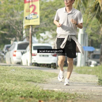 Runner Photo 3422777