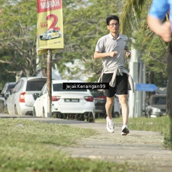 Runner Photo 3422779