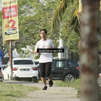 Runner Photo 3422801